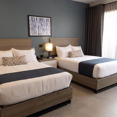Th Hotel & Vivienda Tepatitlan de Morelos Exterior photo