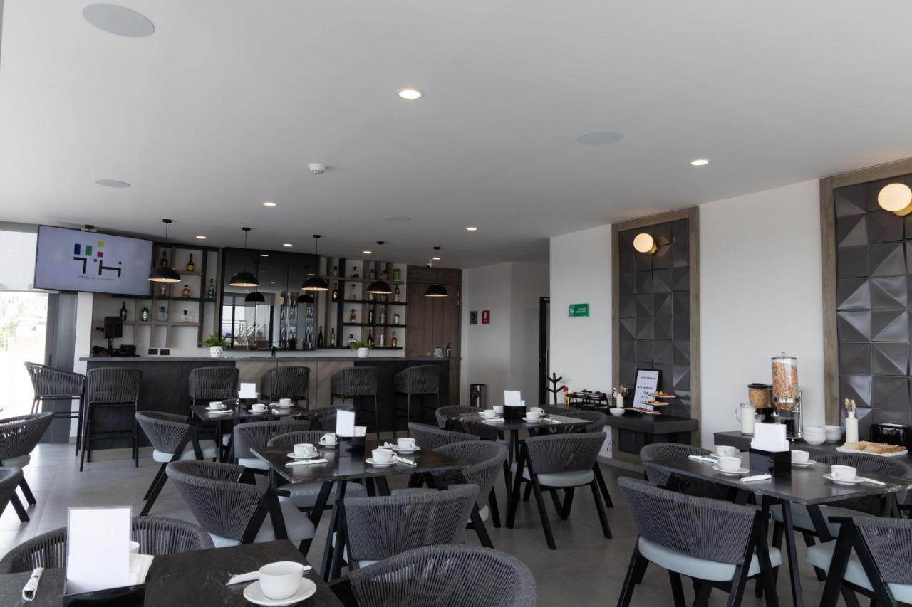 Th Hotel & Vivienda Tepatitlan de Morelos Exterior photo