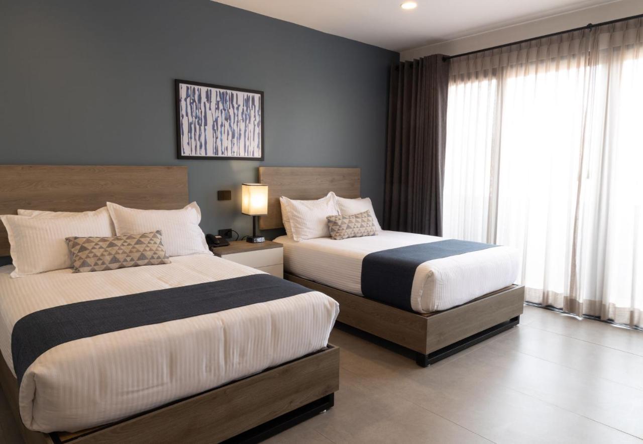 Th Hotel & Vivienda Tepatitlan de Morelos Exterior photo