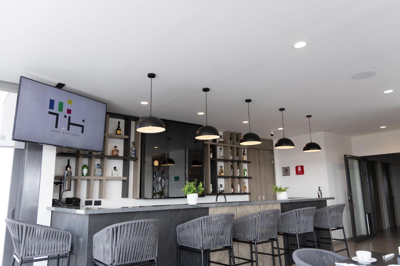 Th Hotel & Vivienda Tepatitlan de Morelos Exterior photo